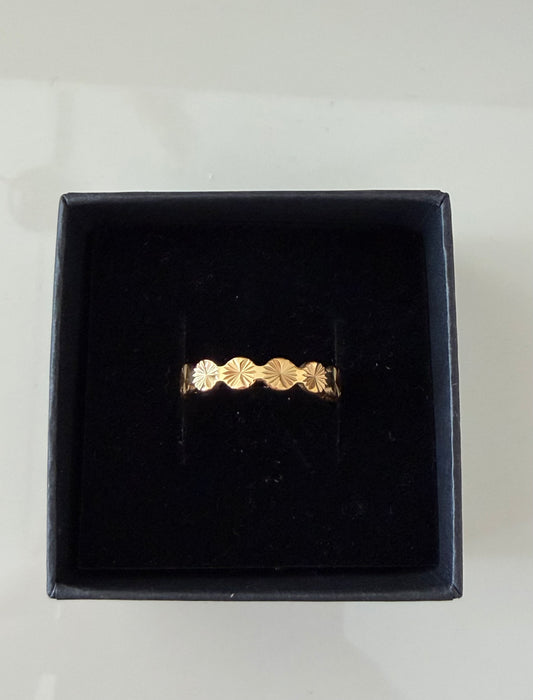 Sunbeam ring