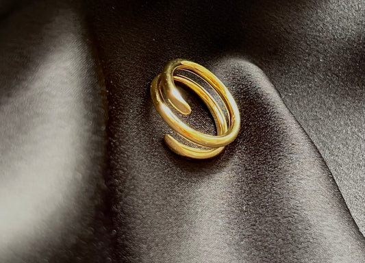 Selina ring